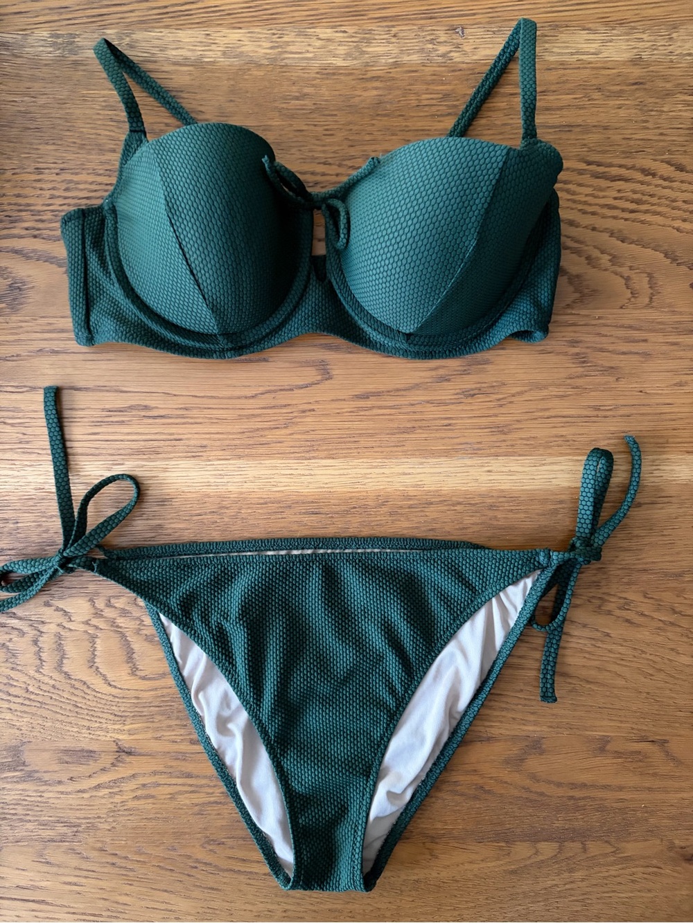 Shade & Shore Dark Green Textured Tie-Side Bikini Set